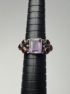 NICKY BUTLER Sliver Ring 925 Square Cut Amethyst Center Stone Garnet Accents VTG